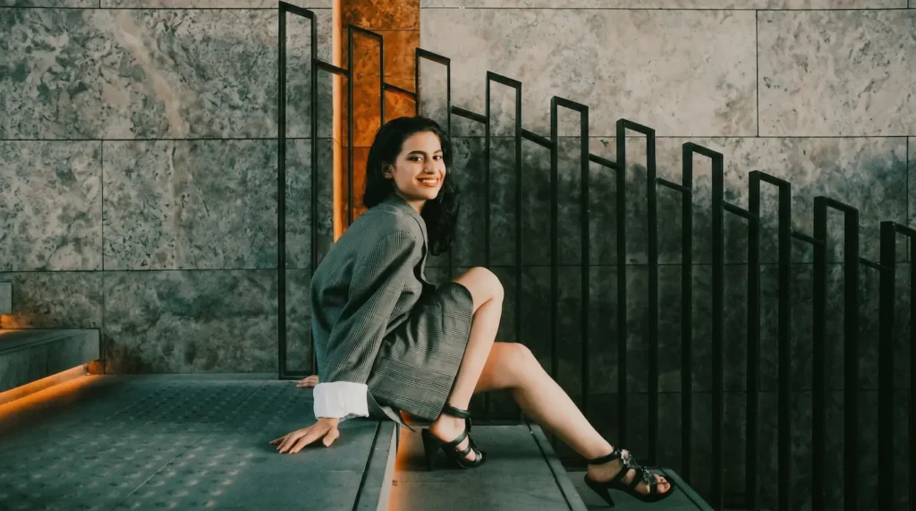 Urban Elegance On The Marble Stairs 1024x571